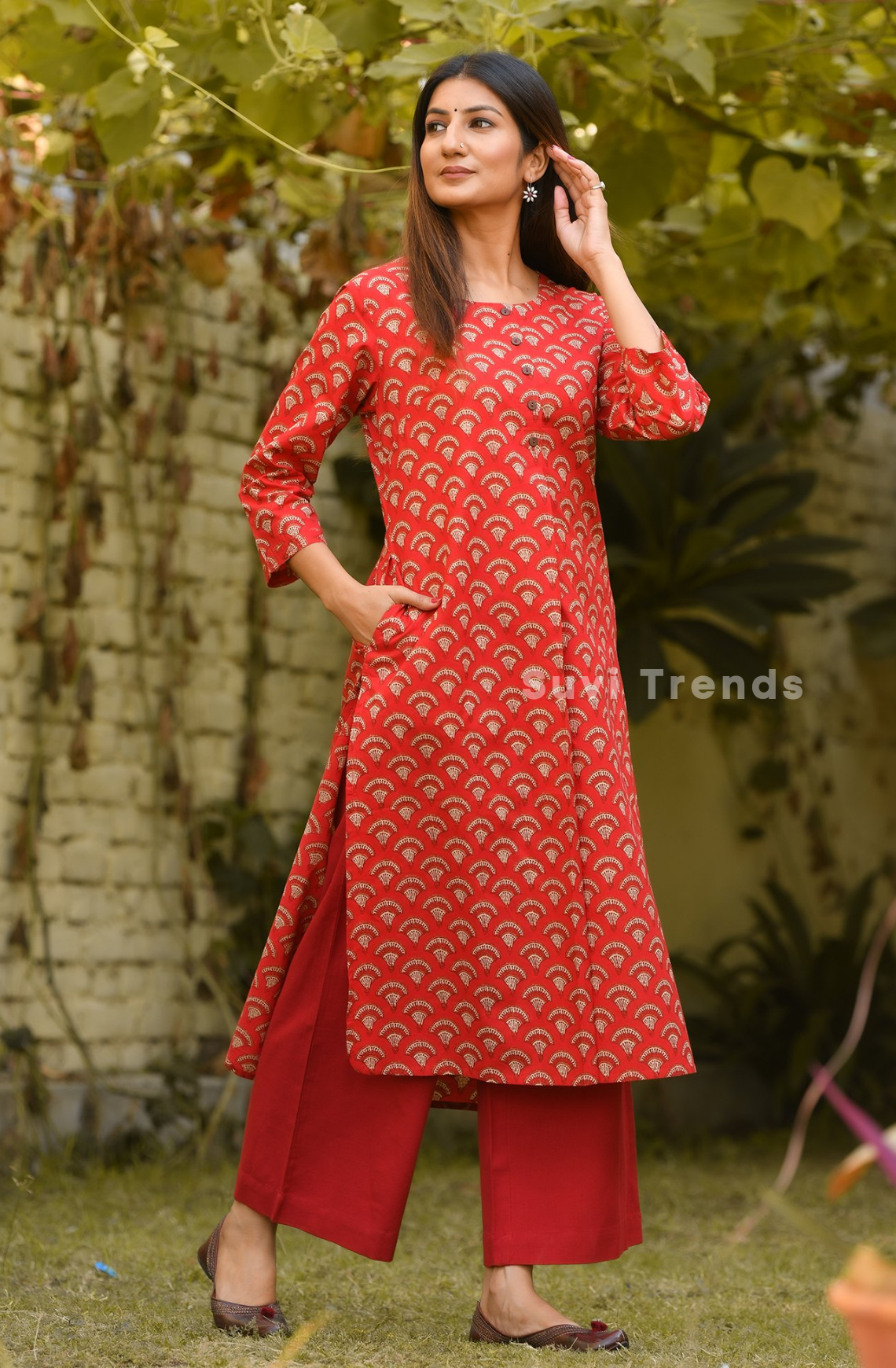 Scallop Printed Cotton Kurta - Red