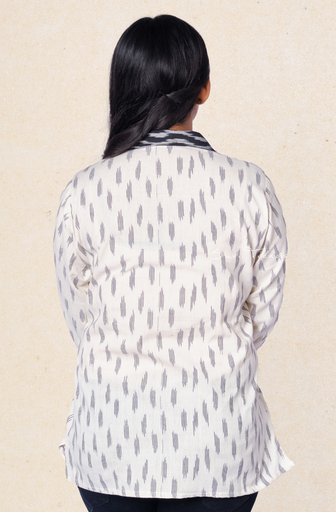 Women's Ikat Shirt with Notch Collar - Off White
