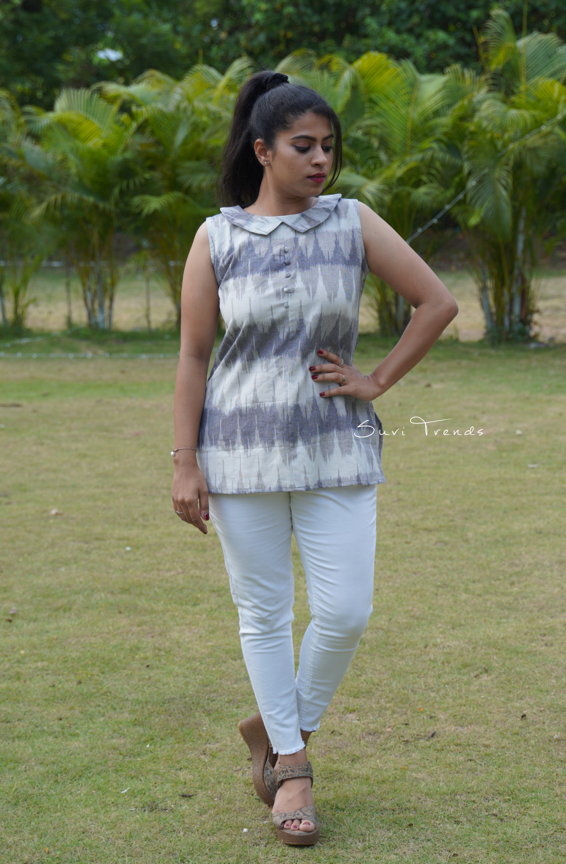 Sleeveless Ikat Short Top - Grey & Off White