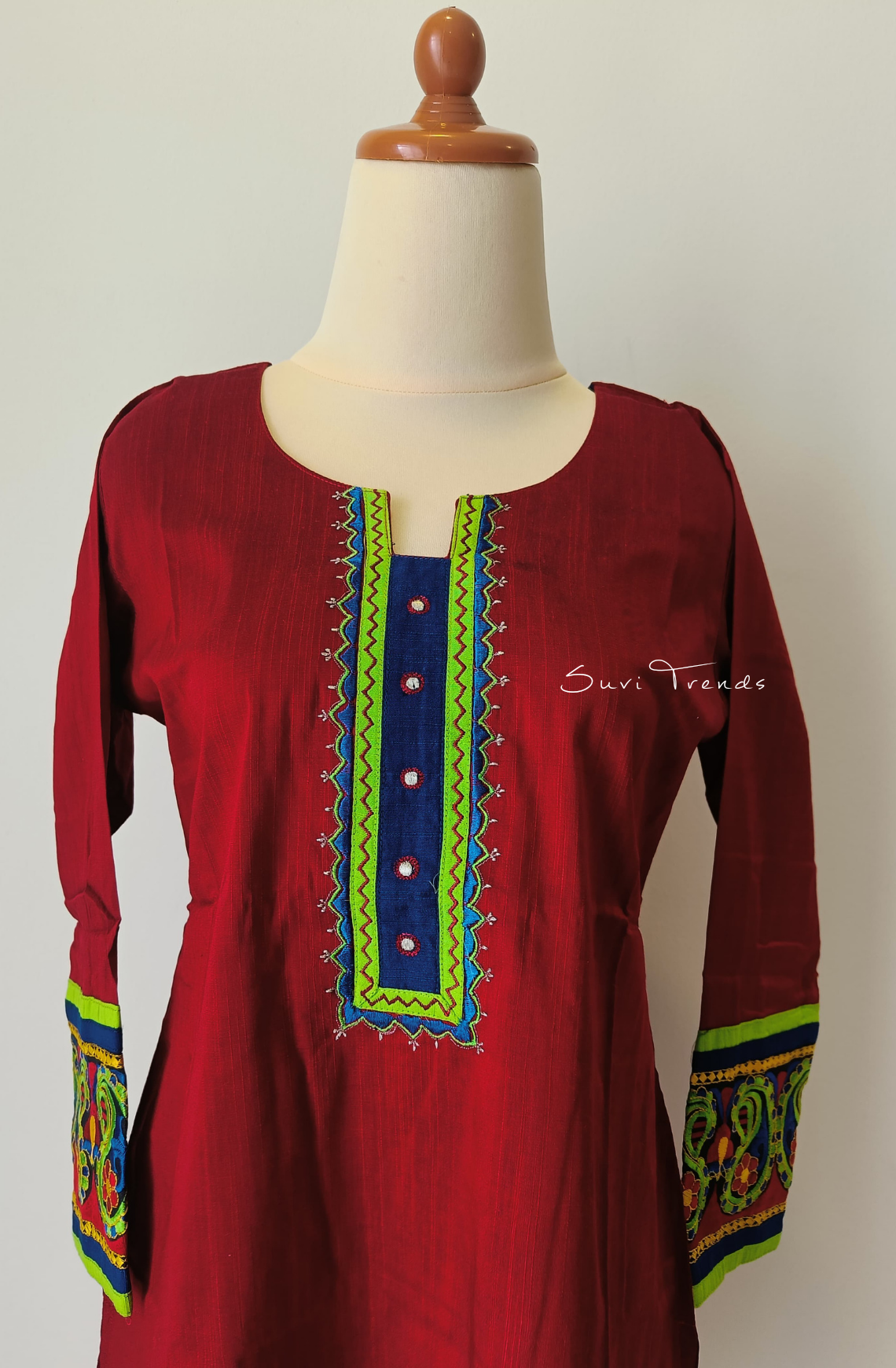Solid Cotton Straight Kurta - Maroon