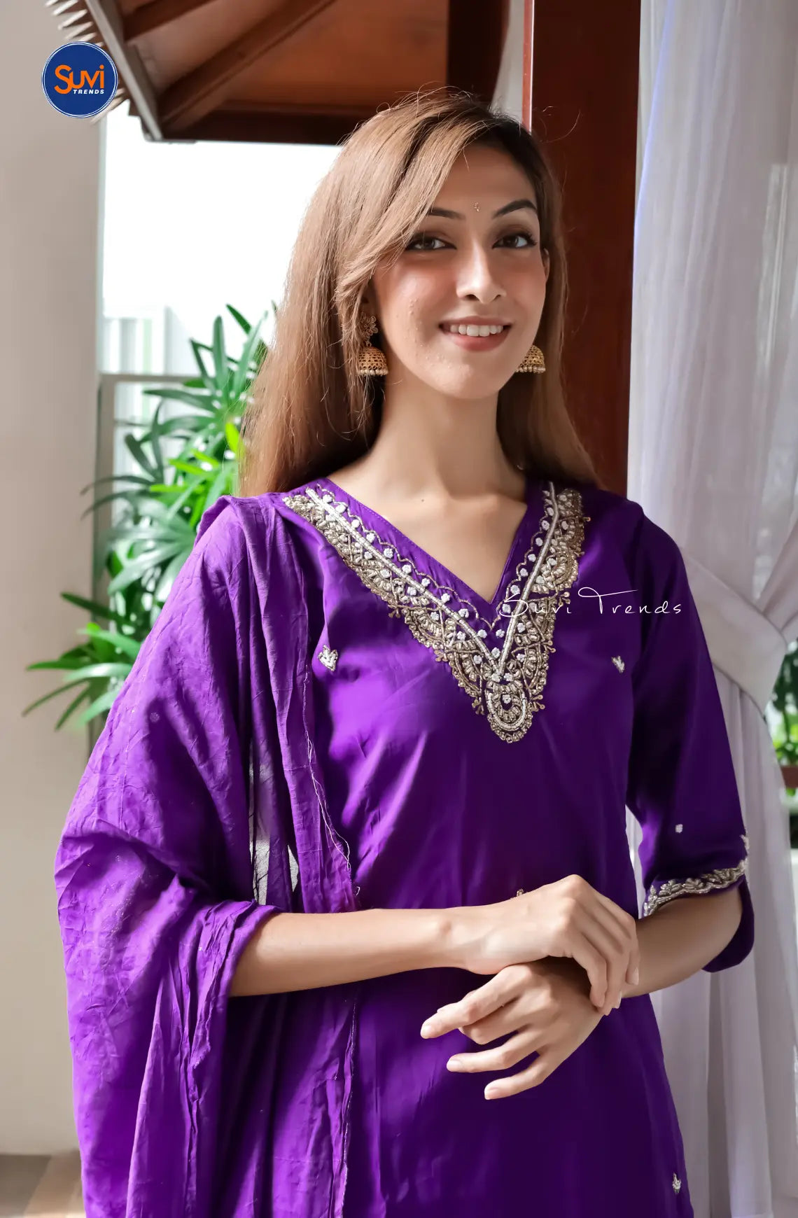 V Neck Embroidered Suit Set - Purple