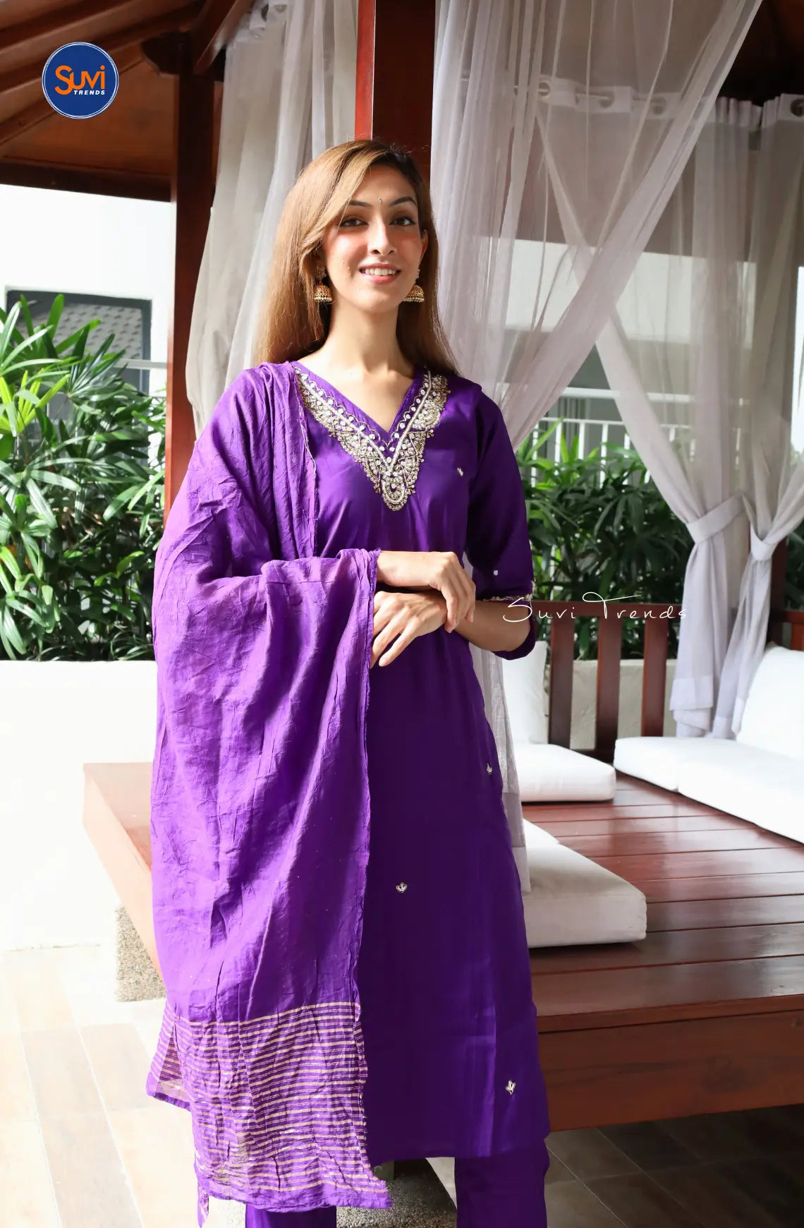 V Neck Embroidered Suit Set - Purple
