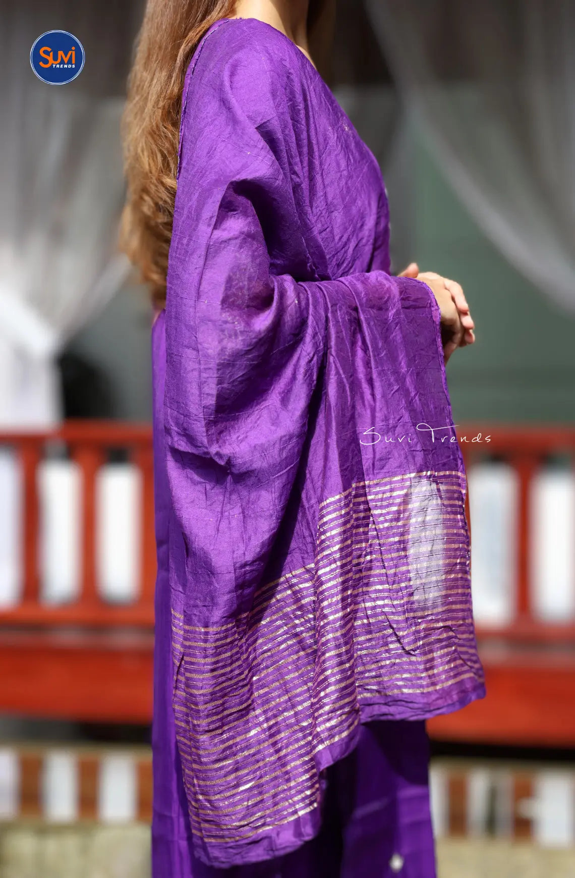 V Neck Embroidered Suit Set - Purple