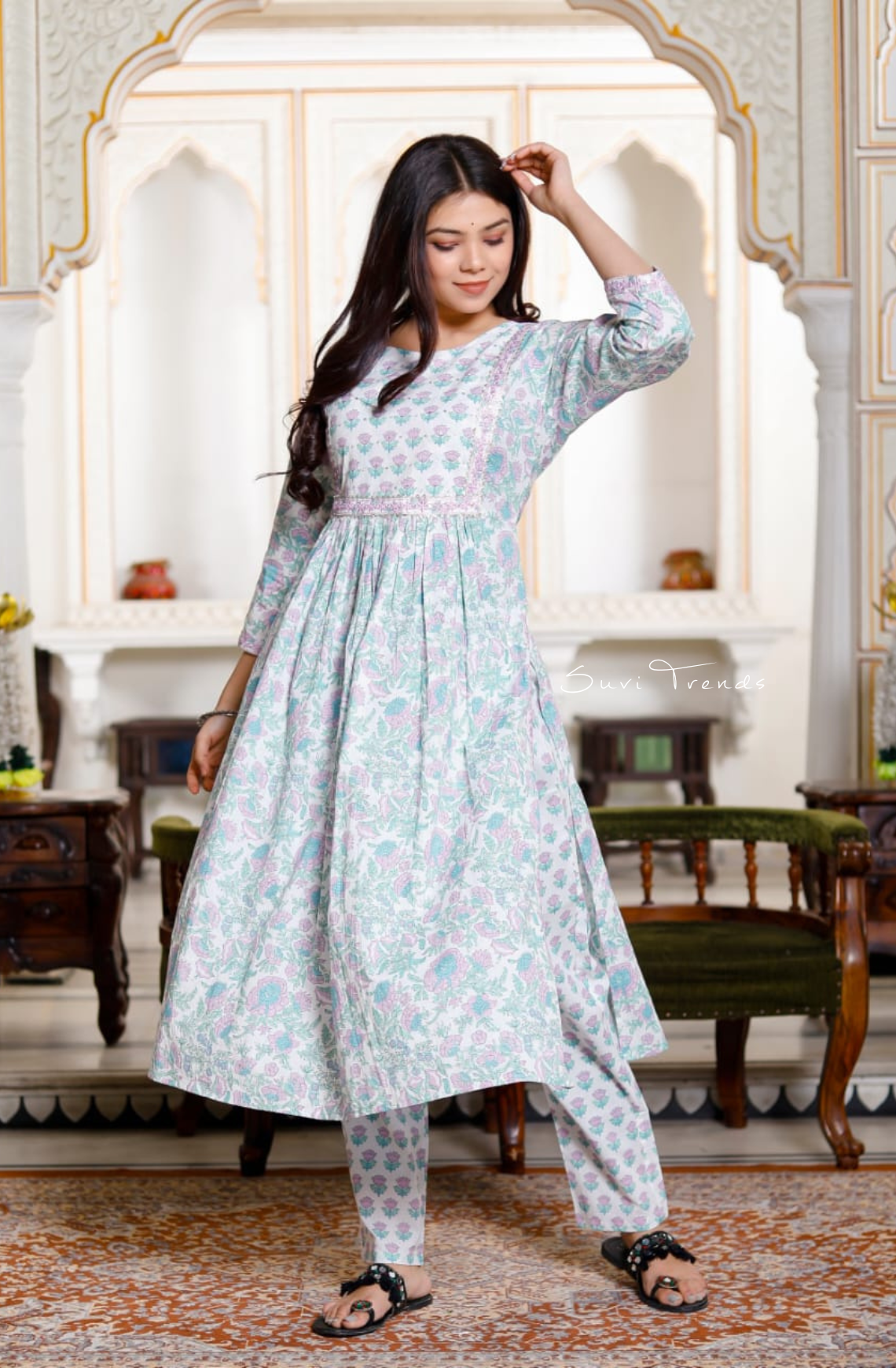 All Over Floral Printed Suit Set - Green & Pink