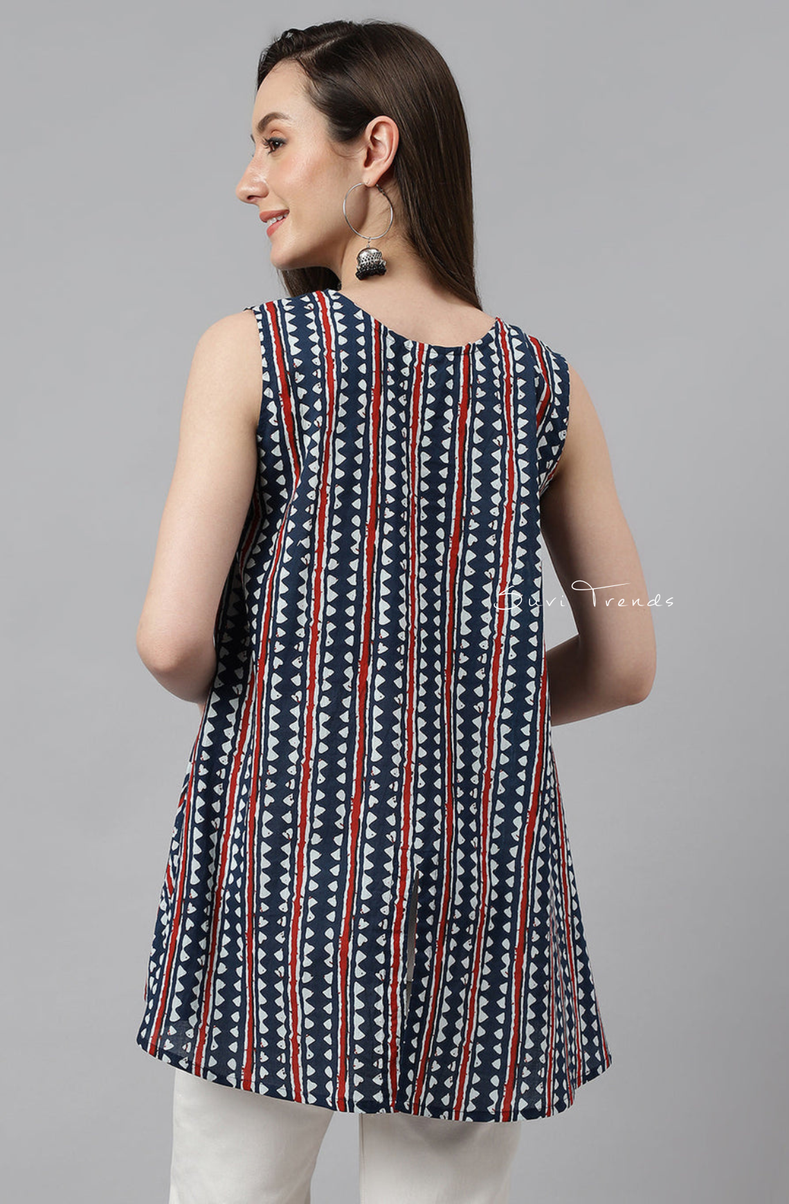 Geometric Printed High Low Top - Navy Blue