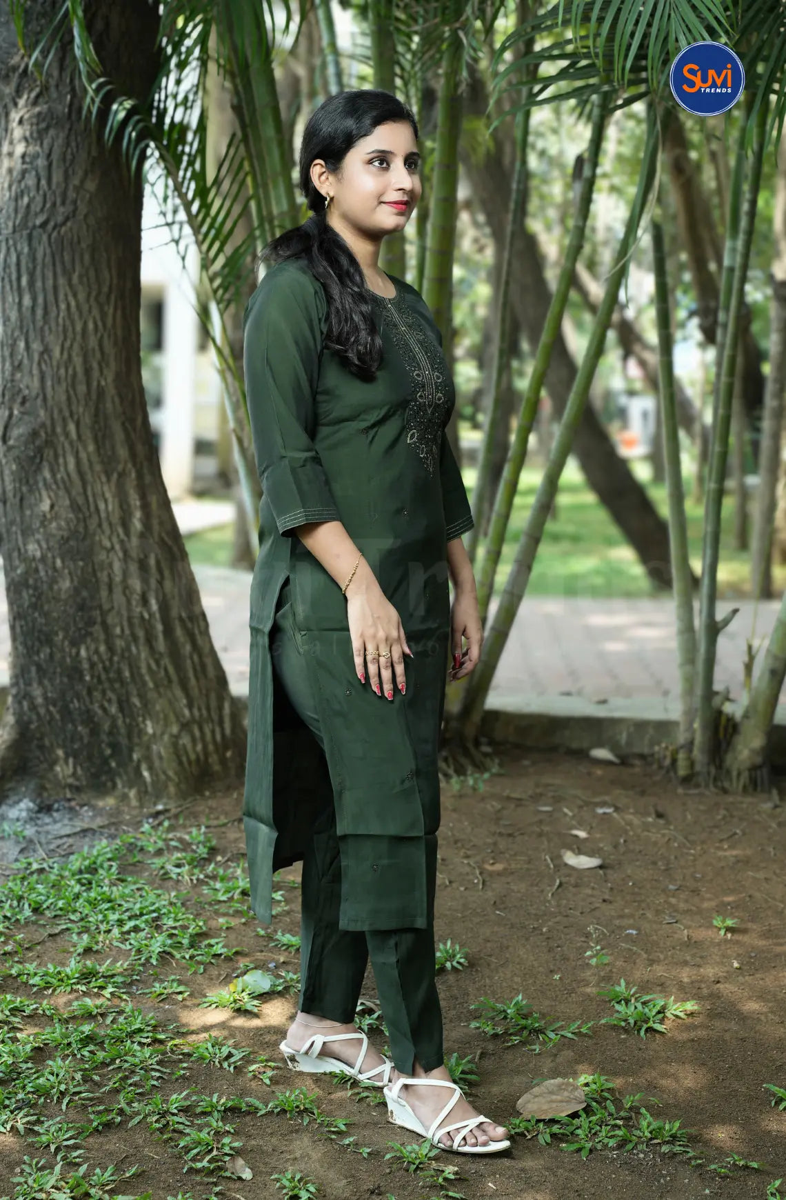 Sequins Embroidery Suit Set with Organza Dupatta - Bottle Green
