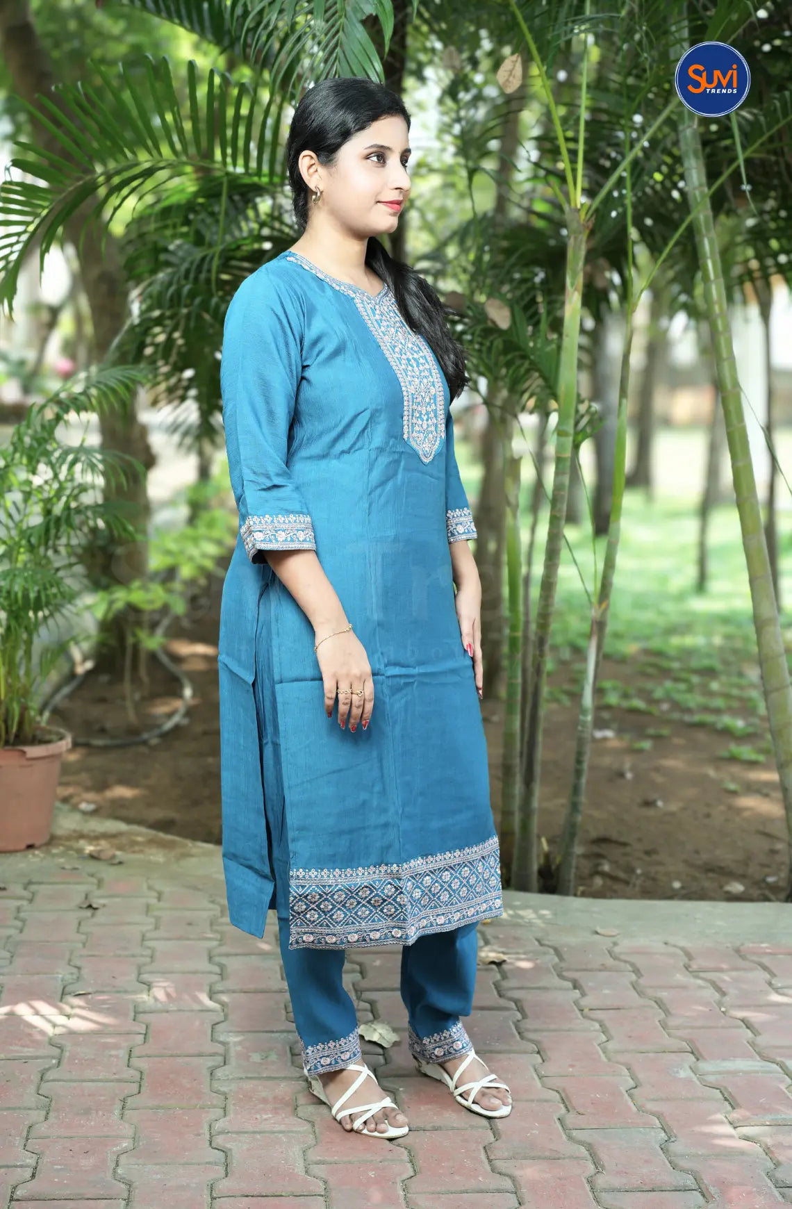 Thread Embroidery Suit Set with Dupatta - Blue