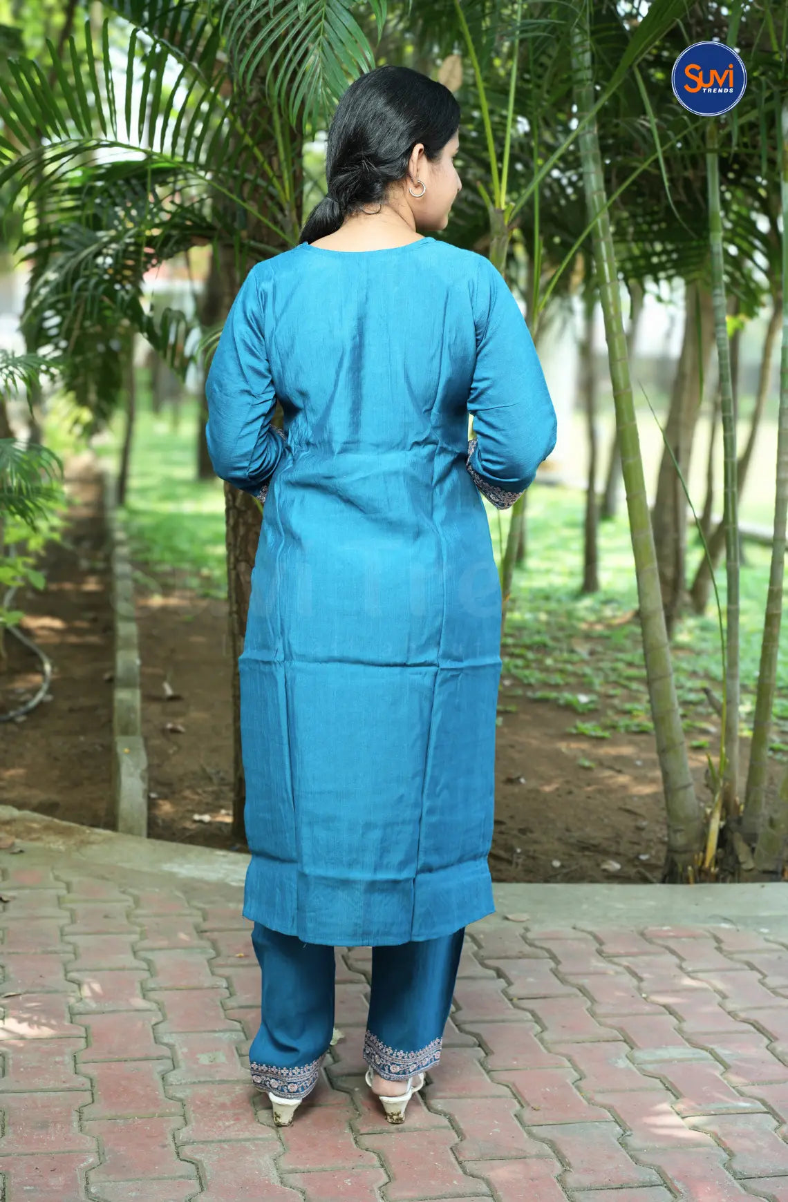 Thread Embroidery Suit Set with Dupatta - Blue
