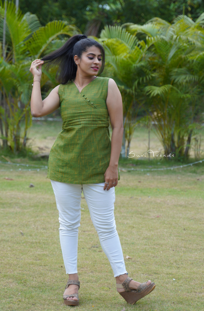 Solid Pintuck Sleeveless Top - Green