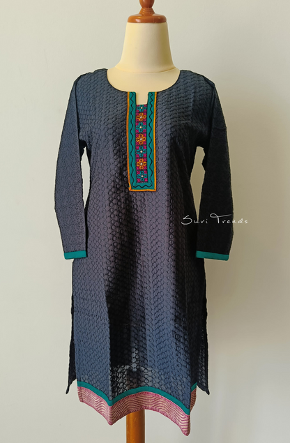 Cotton Thread Embroidered Kurta - Black