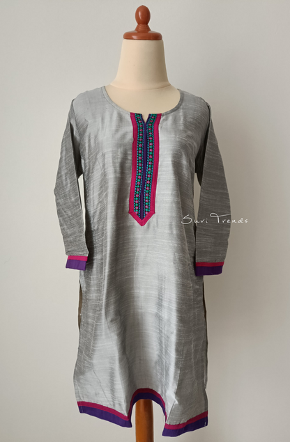 Solid Cotton Straight Kurta - Grey