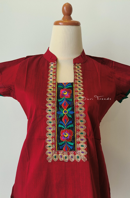 Floral Embroidered Straight Kurta - Red