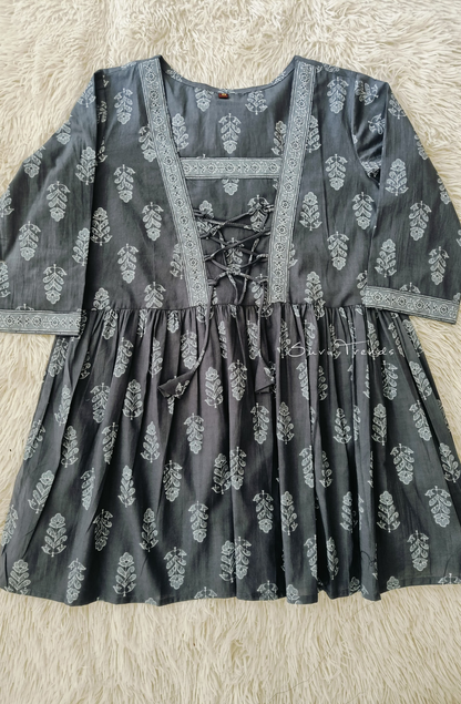 Cotton Zig Zag Dori Top - Grey