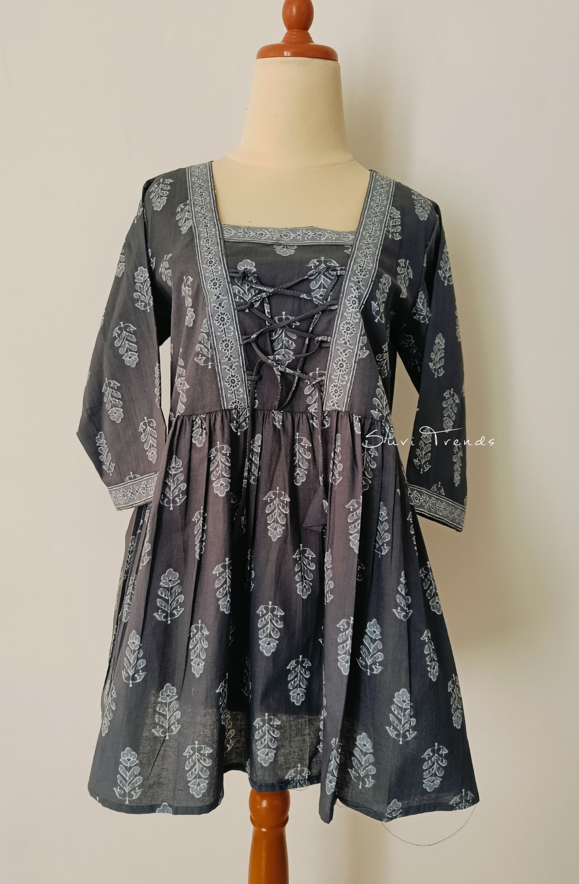 Cotton Zig Zag Dori Top - Grey
