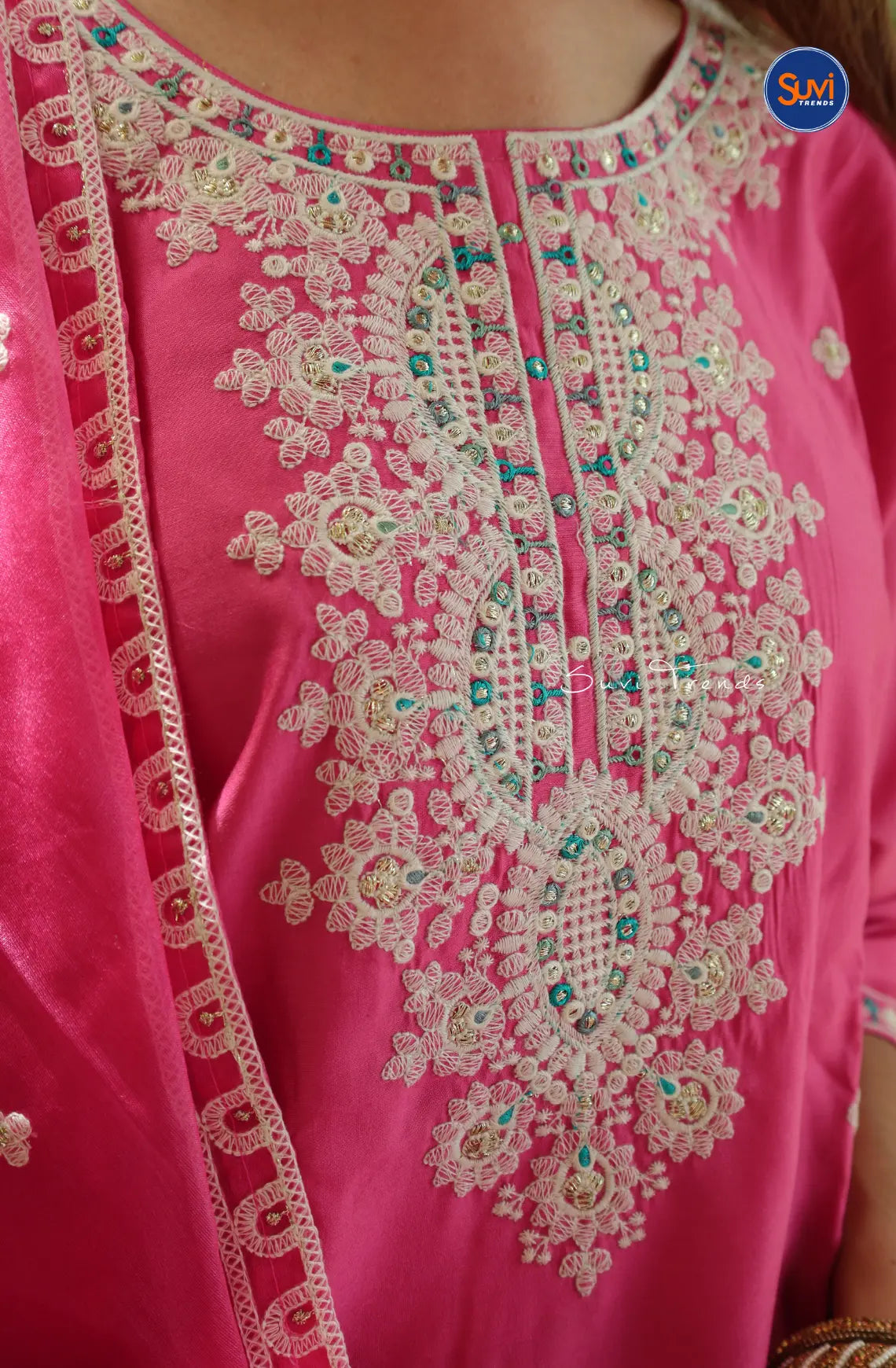 Embroidered Suit Set with Butta Work - Pink