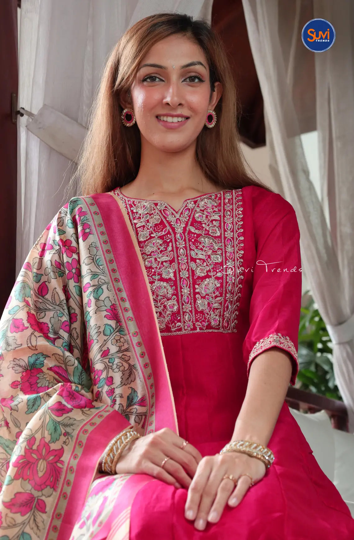 Premium Embroidered Kurta with Dupatta - Red