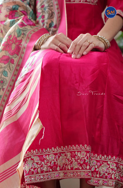 Premium Embroidered Kurta with Dupatta - Red