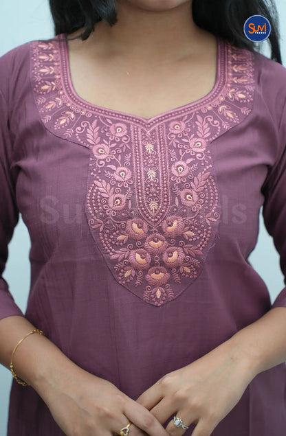 Floral Embroidered Long Kurta - Wine
