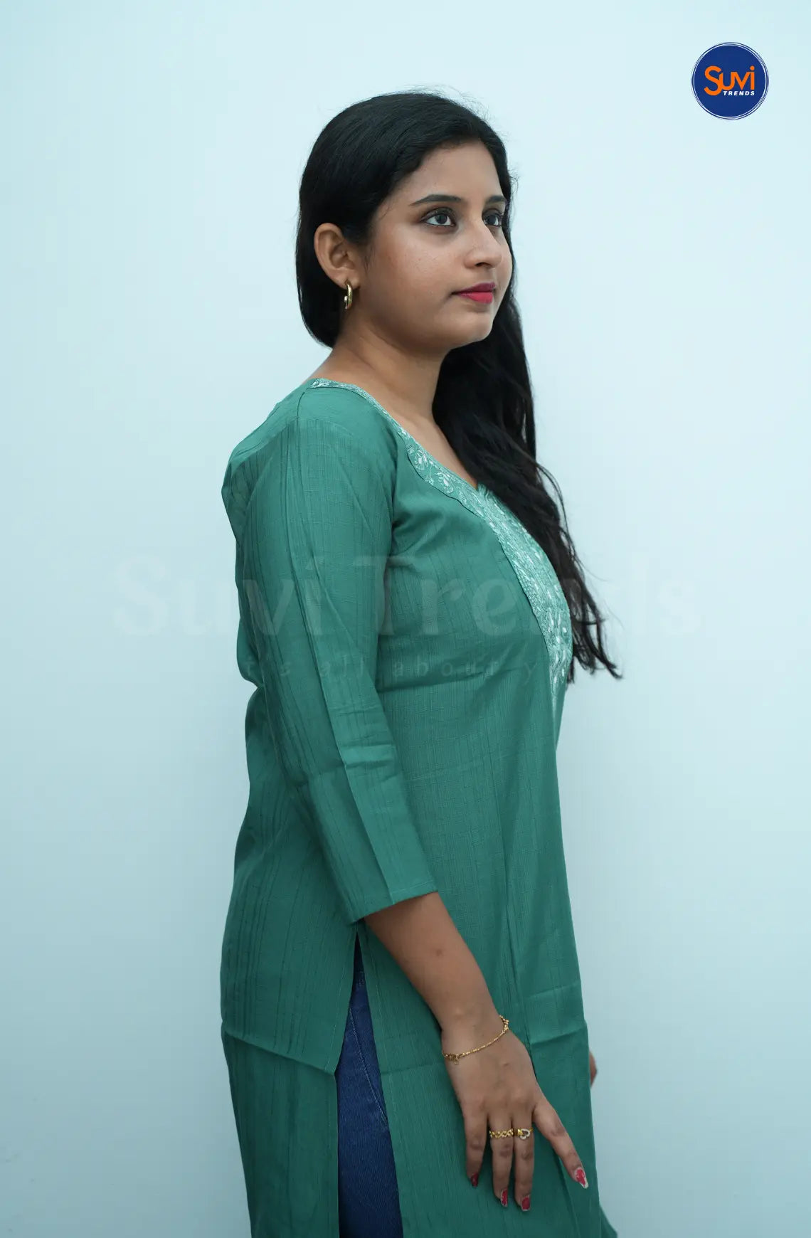 Floral Embroidered Long Kurta - Green