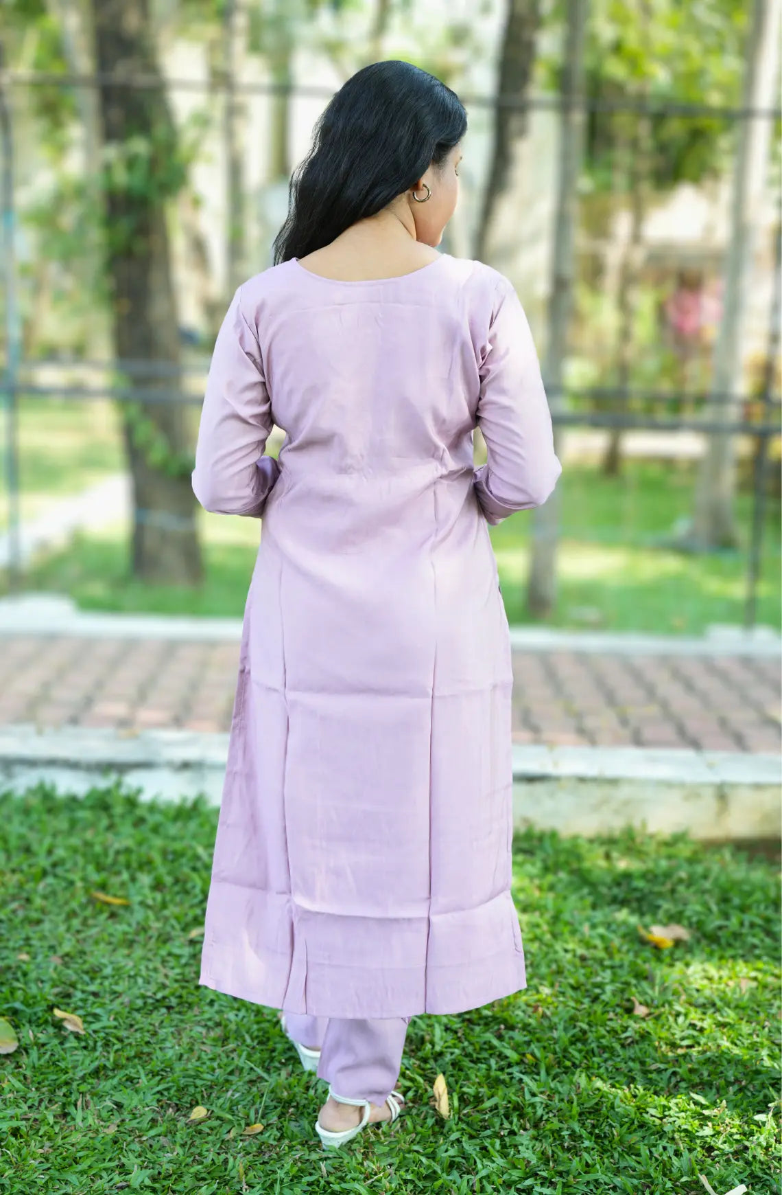 Roman Silk Suit Set with Embellished Neckline - Lavendar