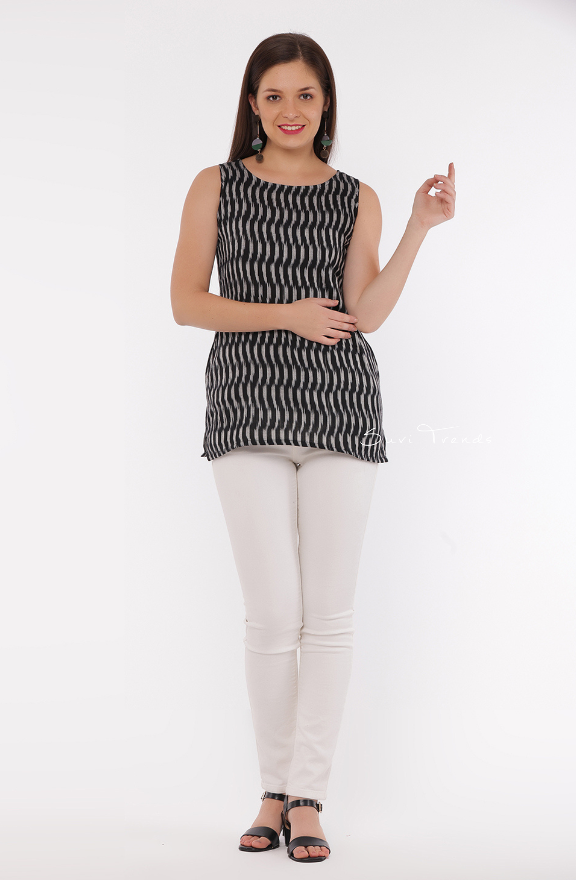 Handloom Wavy Ikat Top - Black (Sleeves Attached)