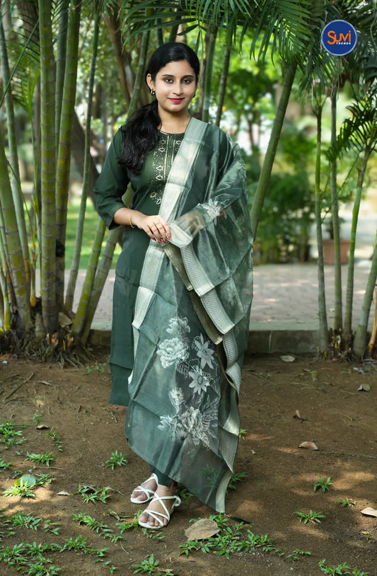 Sequins Embroidery Suit Set with Organza Dupatta - Bottle Green