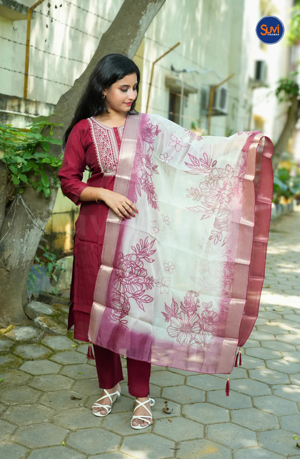 Sequins Embroidery Suit Set with Organza Dupatta - Dark Red