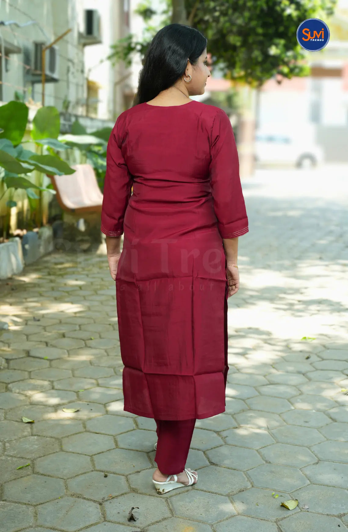 Sequins Embroidery Suit Set with Organza Dupatta - Dark Red