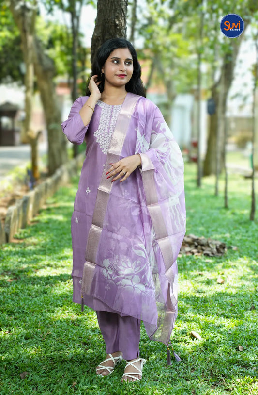 Thread Embroidery Suit Set with Organza Dupatta - Lavender