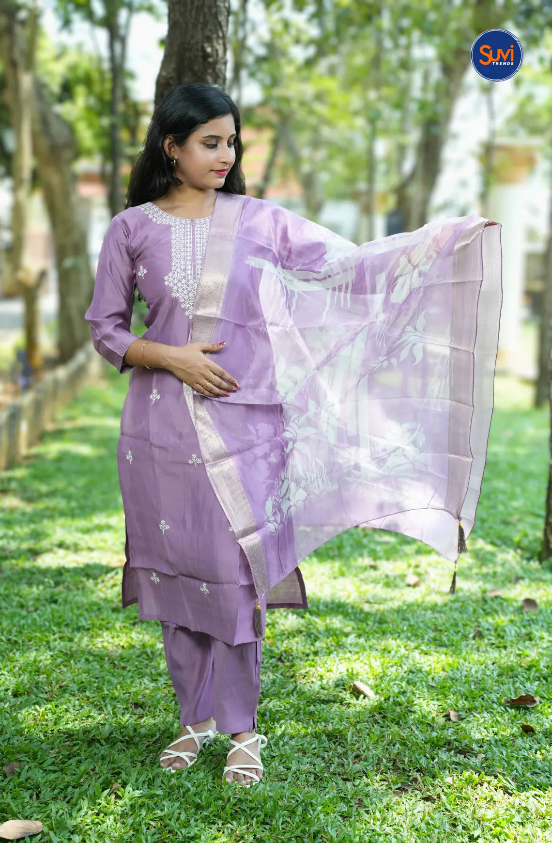 Thread Embroidery Suit Set with Organza Dupatta - Lavender