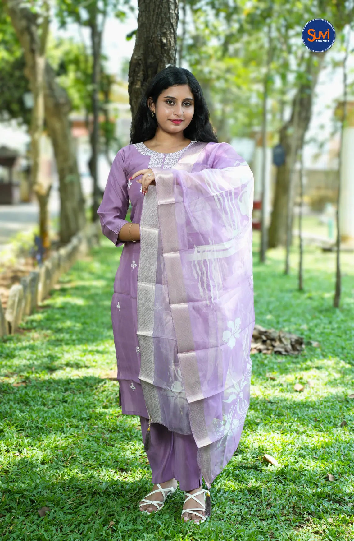 Thread Embroidery Suit Set with Organza Dupatta - Lavender