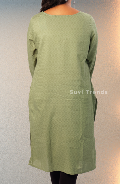 Green Embroidered Straight Cut Kurta